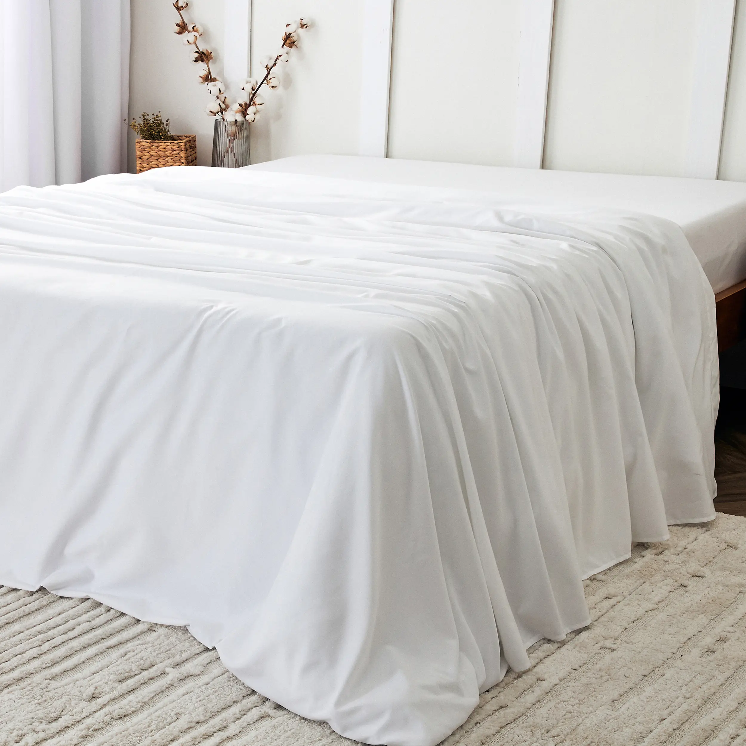 Mellanni Iconic Collection 1-Piece Anti-Fading Cool Fabric Flat Sheet - Soft Silky Satin Microfiber, Breathable, Machine Washable, Wrinkle & Stain Resistant Reversible Bedding, Anti-Fading Flat Sheets, Cool Flat Sheets
