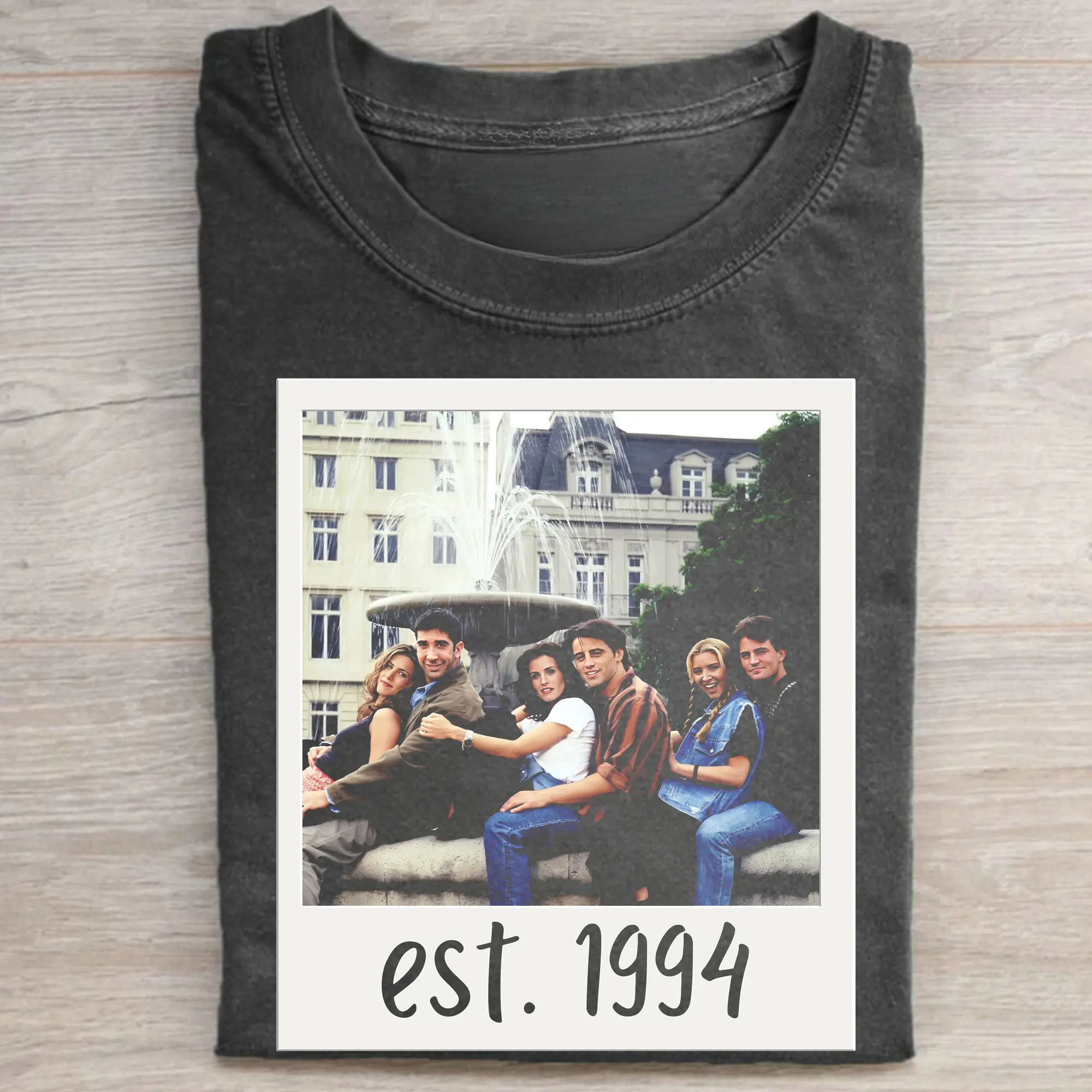 POLAROID Men's T-Shirt, Vintage Friends Sitcom 1994 Graphic Print, Retro Cotton Fitted Crew Neck Top, Round Neck, Printed, Cute