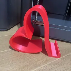 Hot-selling 3D printed creative heart-shaped Valentine's Day phone stand desktop ornament modern phone and tablet stand