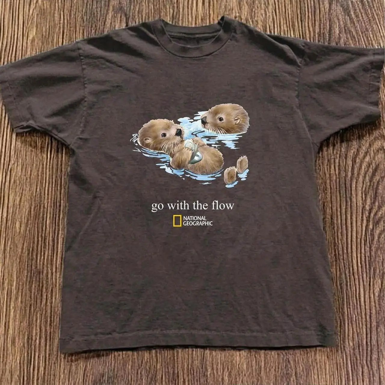 [Sale off up to 50%] National Geographic otter go with the flow cotton t-shirt