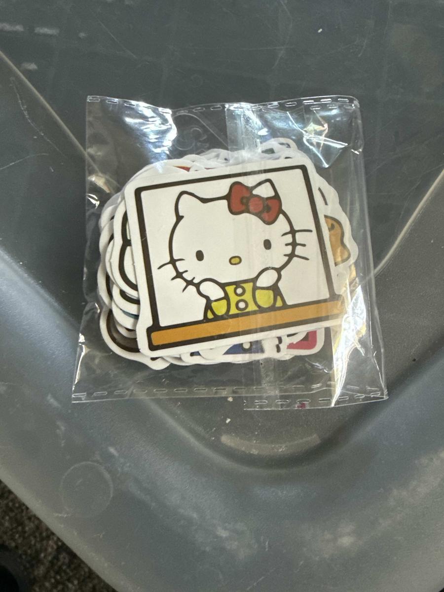 Item: hellokitty