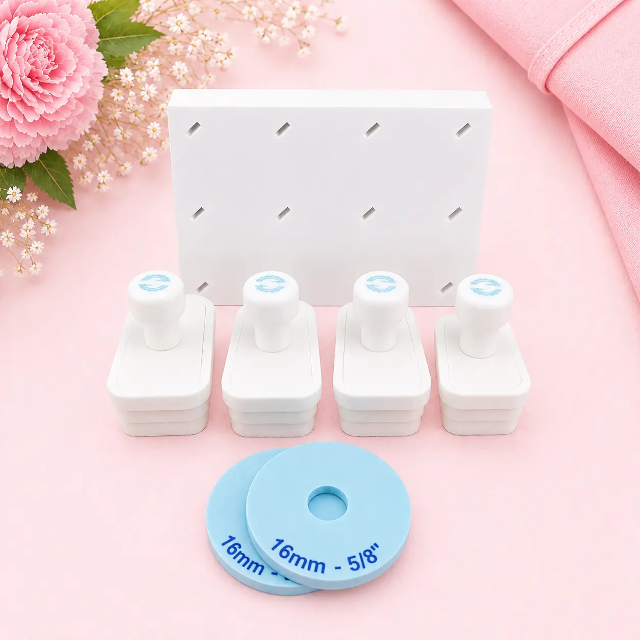 Cakesicle Starter Kit with Rounded Edge Design for Molded Style Cakesicles | Includes 4 Cakesicle Cutters, Stand & 16mm Rolling Guides