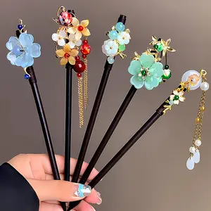 5PCS Wooden Hair Needle Simulation Flower Tassel Hairpin, Chinese Ancient Style for Hair Bun at the Back of the Head, Good Gifts for Mom