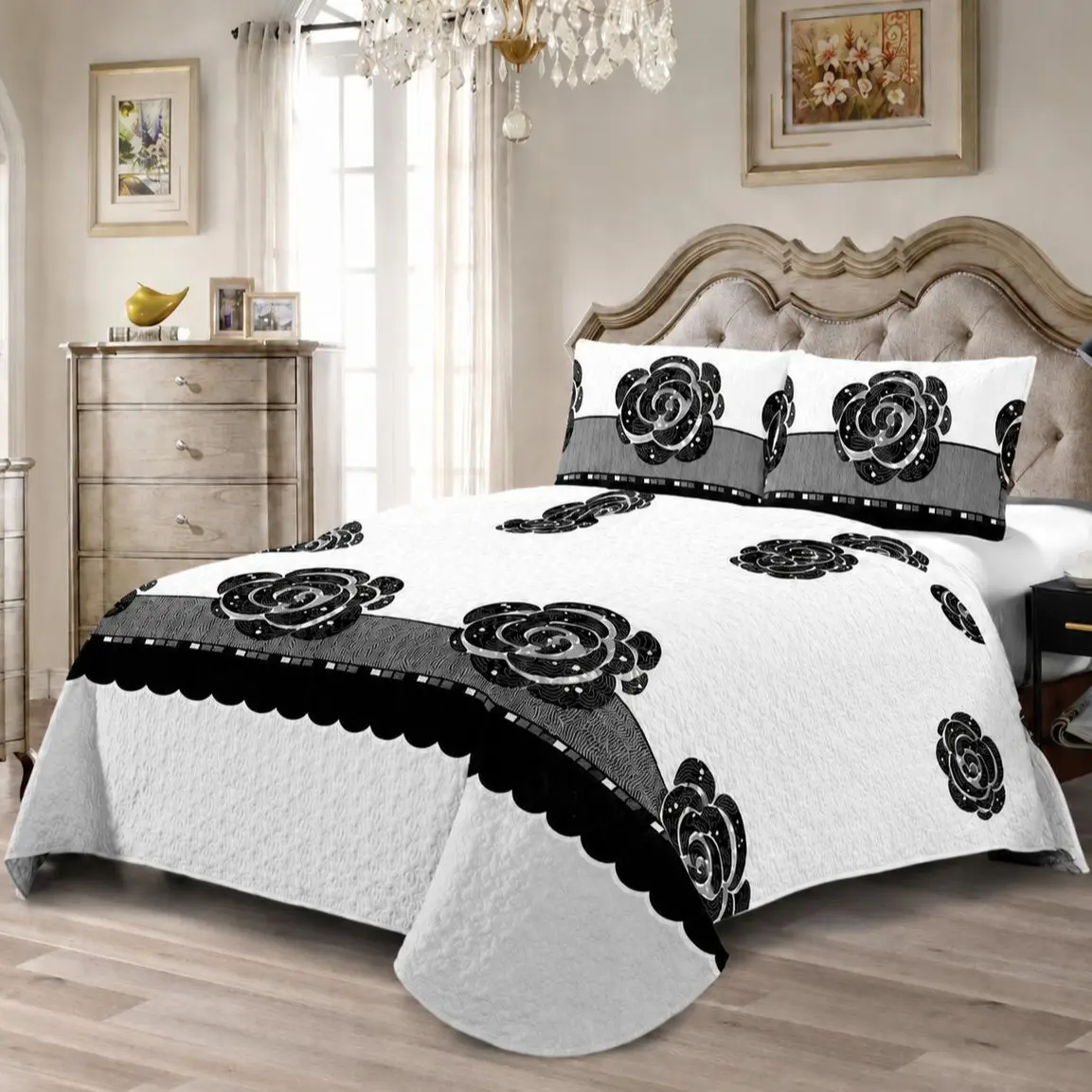 3-Piece King Size Bedding Set - Black & White Floral Design, Elegant Soft Comforter for Bedroom Dream Room