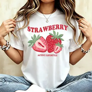 Unisex Strawberry Graphic T-Shirt for Men and Women, Fruit Print Crew Neck Short Sleeve Tee, Casual Oversized Fashion Top, Lightweight Comfortable Fit, Summer Daily Wear,New Arrival