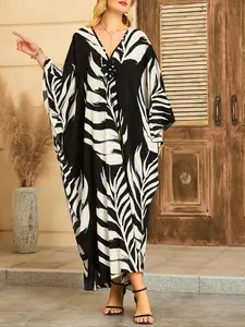 Women's Plus Size Kaftan Dress, Ethnic Pattern, Hawaiian Style Bathing Suit Cover-Up, Batwing Sleeves Swimwear, Perfect for Beach & Pool
