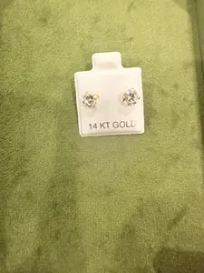 Clear Cubic Zirconia studs in 14 k Gold earrings