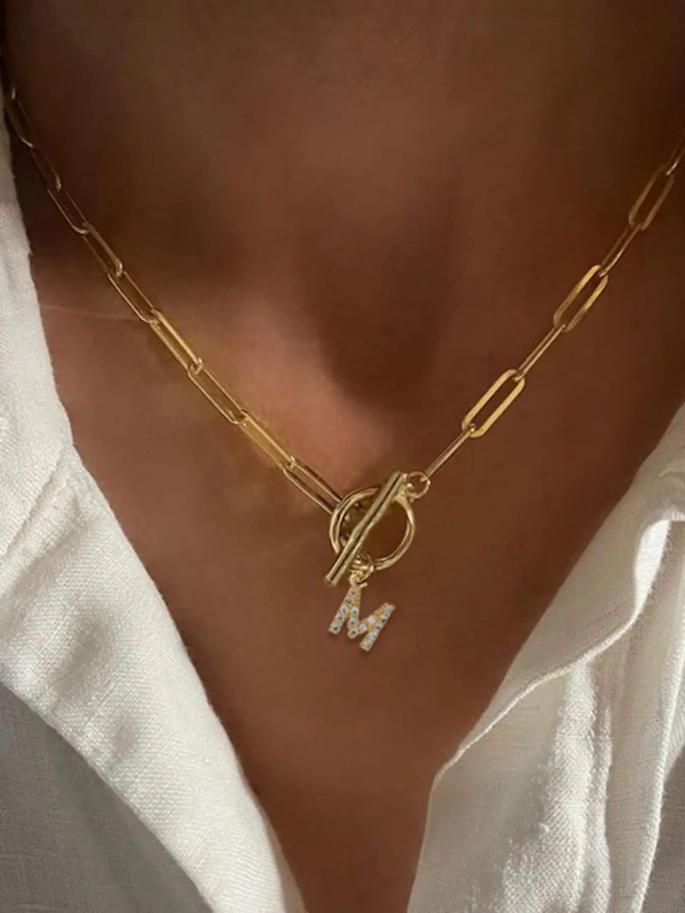 2024 Summer Fashion Rhinestone Decor Letter Detail Pendant Necklaces for Women for Gift, Ot Buckle Design Stainless Steel Chains for Women, Elegant Al