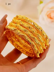 Women's Boho Style Cuff Bracelet, Plated Luxury Open Design, Ethnic Pattern Fashion Accessory for All Seasons