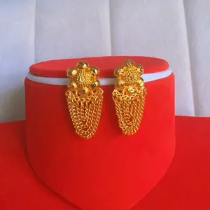 Gold Plated Ear Stud with Multiple Chain for Women Fashion Accessory