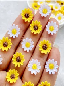 60pcs Vibrant Mixed Resin Mini Sunflower Flat Bottom Flower Statues, Nail Art, Wedding DIY, Scrapbooking, Jewelry Crafts, Accessories, Flower Design Nails