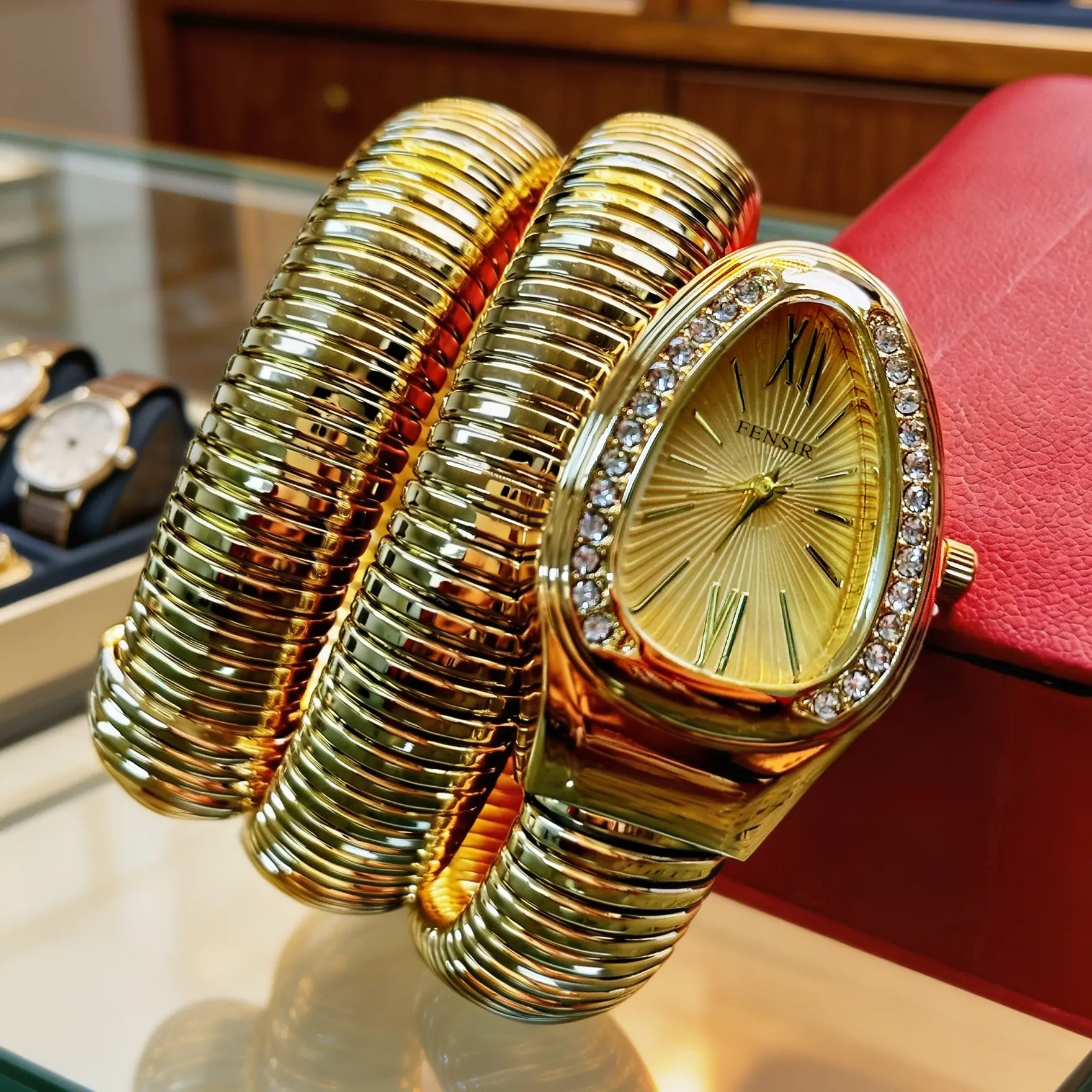 Women's Serpent-Style Watch Wraparound Fashion Chic Wristwatch with Metal Band Trendy Gift for Fashion Enthusiasts