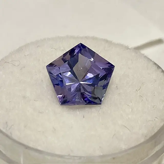 Genuine Tanzanite Gemstone. Pentagon cut, 3.12ct