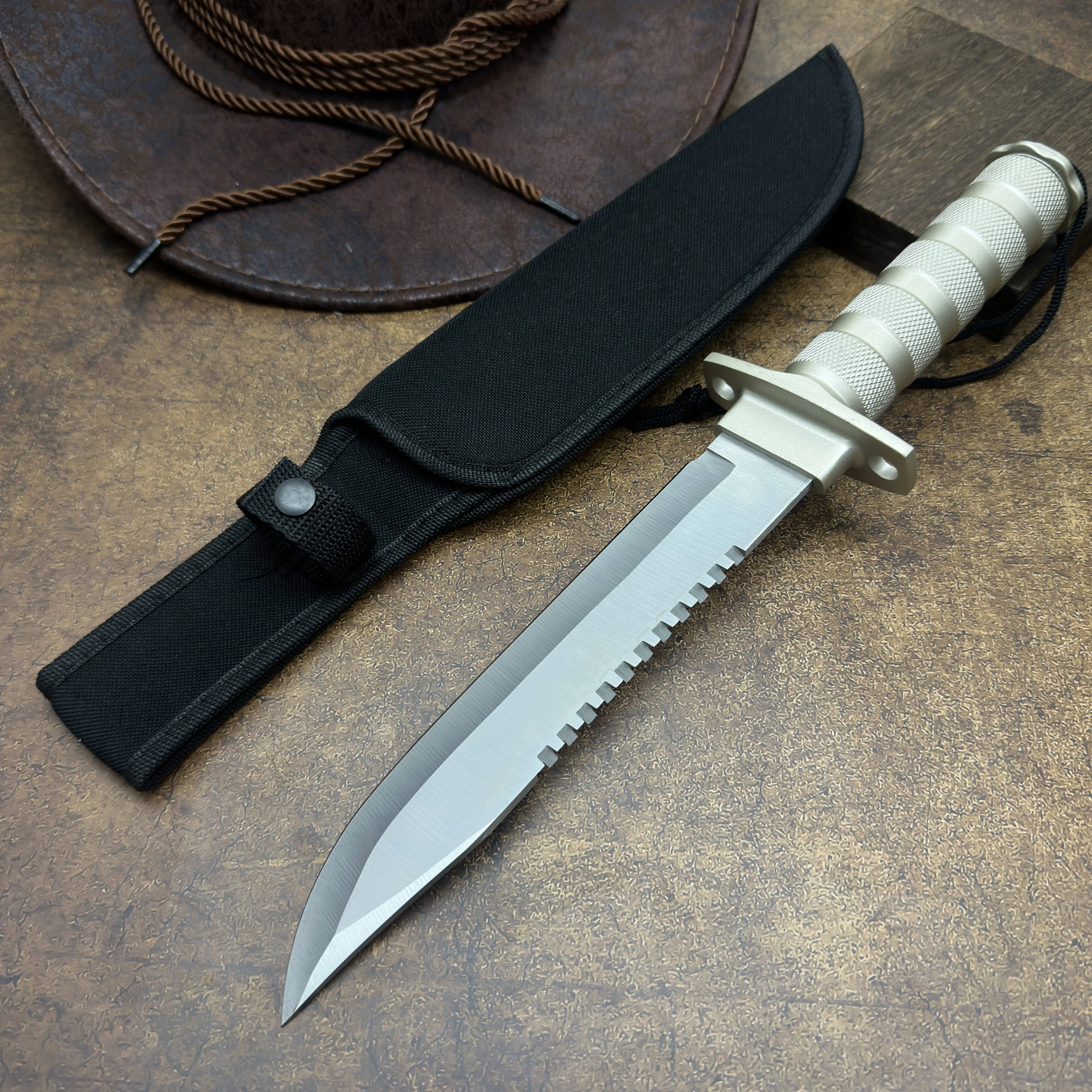 Camping Kitchen Knife with Straight Edge Metal Blade for Outdoors Meal Prep, Portable with Textured Secure Grip Handle and Black Sheath, Bbq Prep, Picnics, Saw-Back Detail, Silver-Tone Blade