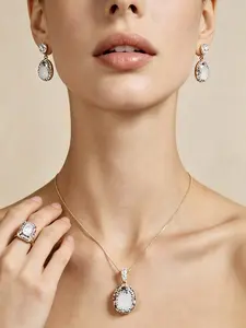3-Piece Set Natural Crystal Jewelry for Women, Elegant Alloy Chain Design, Metal Plated Gold Finish, Perfect Gift Idea