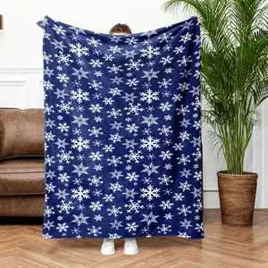 Comfortable Snowflake Holiday Blanket Soft Flannel Warm Plush Home Decor Perfect Gift