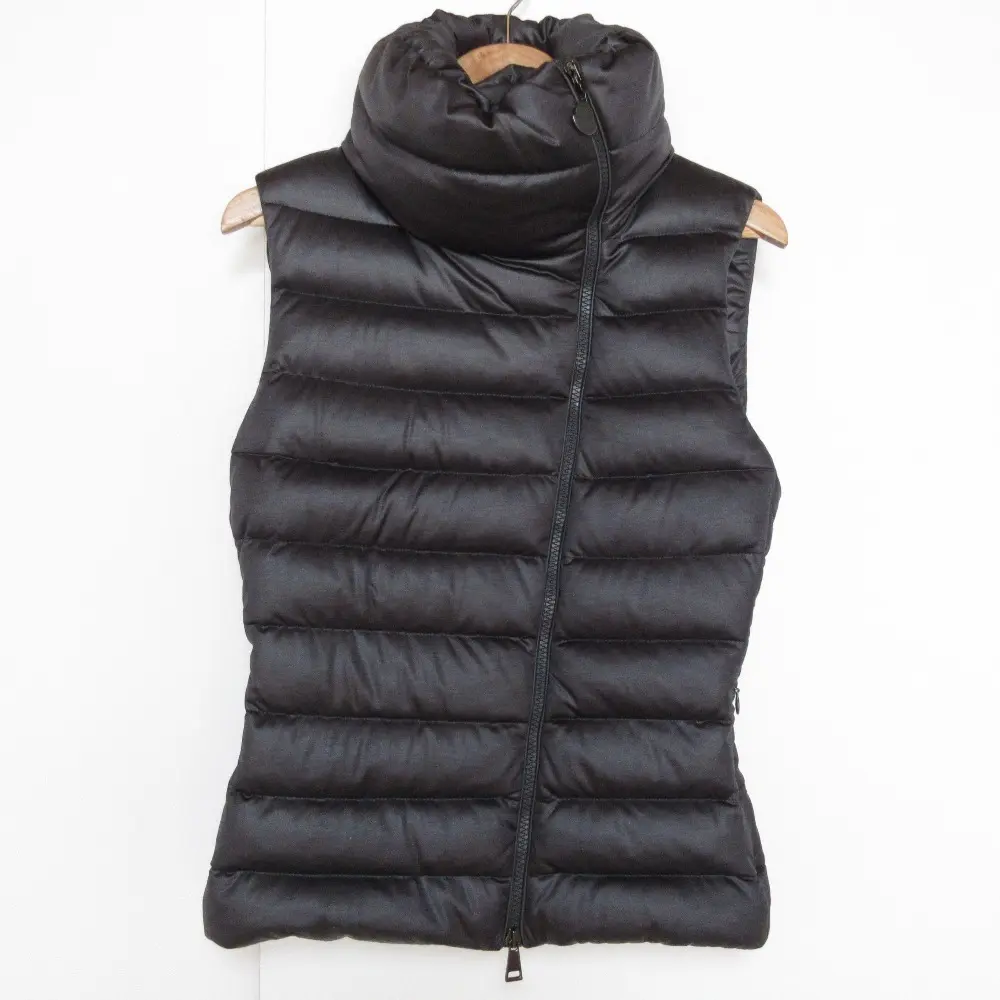Pre-owned MONCLER Nylon Small Leather Goods TERNAY Down Vest