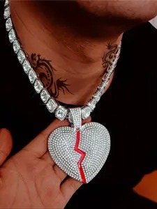 Hip Hop Fashion Iced Out Broken Heart Pendant Necklace, Zinc Alloy Tennis Chain, Unisex Street Style Jewelry, Elegant Rhinestone Necklace for All Seasons