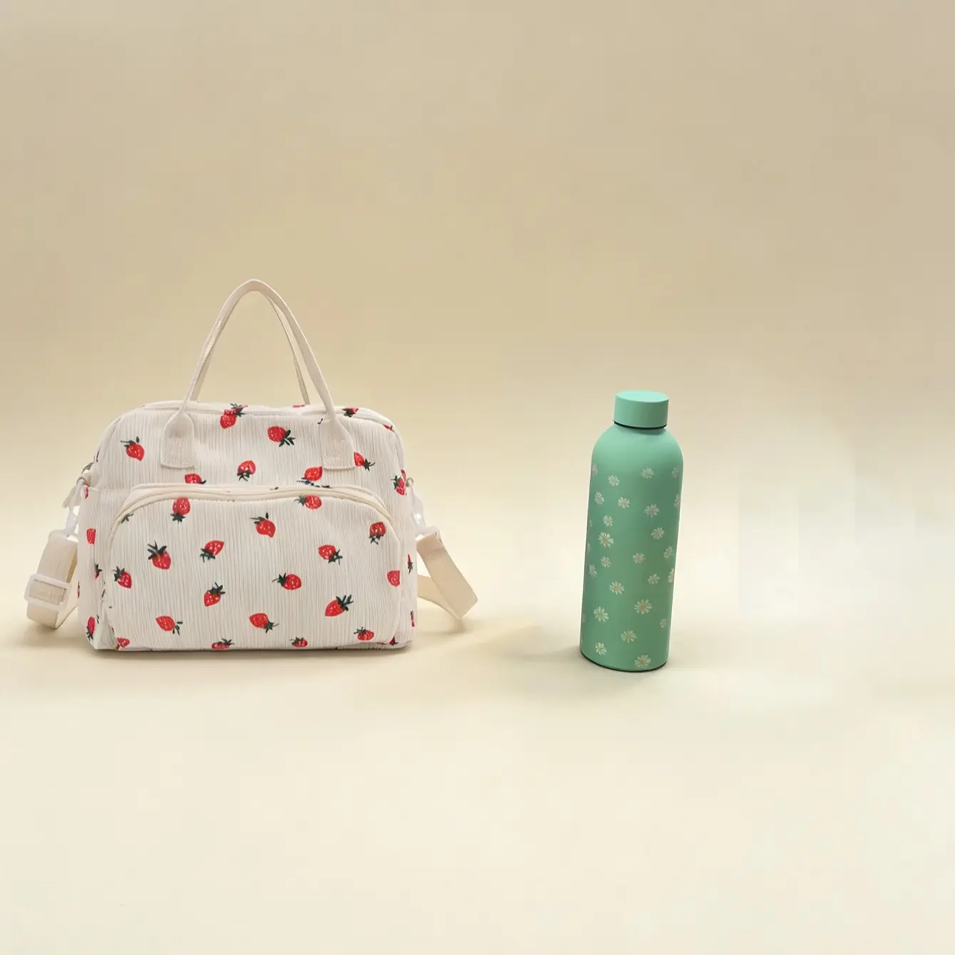 Strawberry Print Velvet Bag Set with Stainless Steel Insulated Cup, Perfect for Commute, School, Outdoor Picnics, Gift Idea