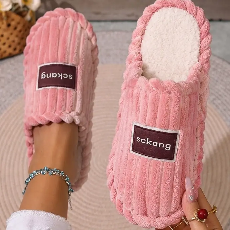 Women's thick-soled Plush Slippers, Super Soft Fluffy Lined Warm Winter House Slides, Anti Slip Quiet Sole Cozy Indoor Bedroom Plush Slipper, Fashion Aesthetic Cute Home Shoes,Footwear