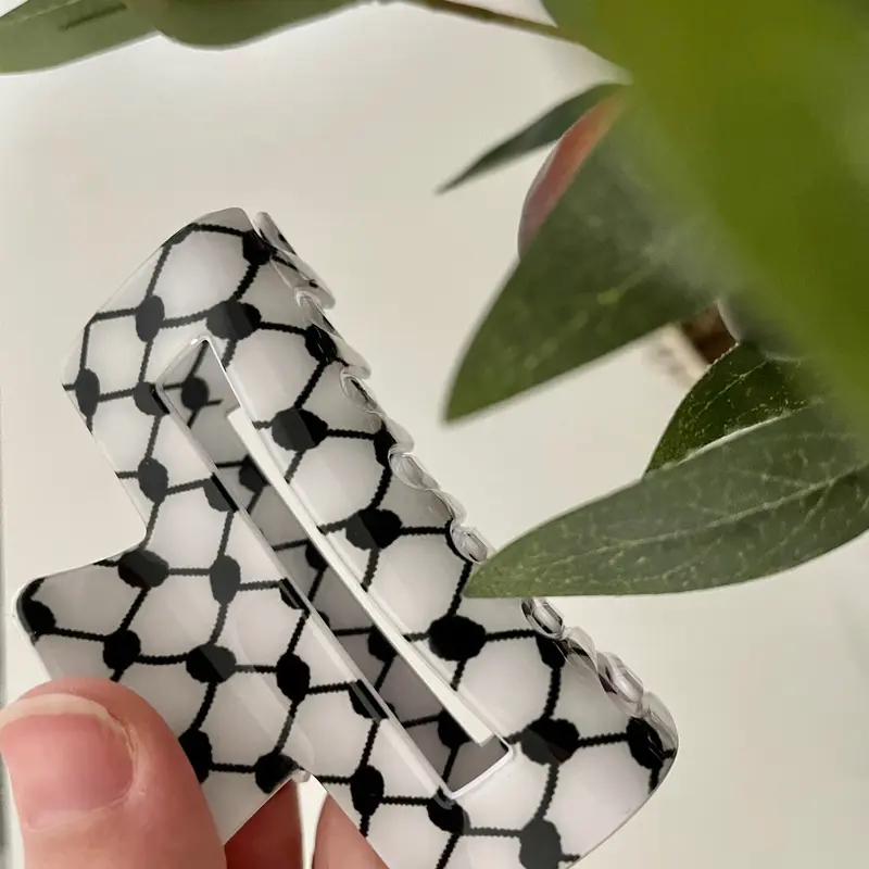 Keffieyeh Claw clip