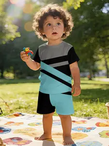 Oblique color-block printed short-sleeve baby set in gray, black and light blue, casual kids' wear for babies, suitable for daily and outdoor sports T-shirts. 100% polyester, a perfect gift for infants and toddlers!