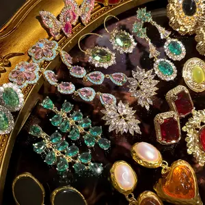 Vintage mid-century heavywork colored gemstone and zircon earrings, exaggerated and retro Western-style stud earrings, luxurious and courtly-style ear ornaments