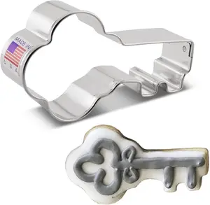 Key Cookie Cutter 3 1/2 x 2"