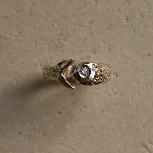 KM Fish Ring