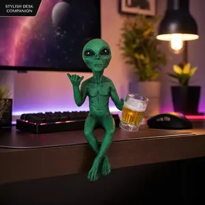 Alien Beer Drinking Statue for Home Decor, Funny and Humorous Space-Themed Decoration, Alien Figurine Holding a Beer Glass, Perfect Gift for Sci-Fi Lovers, Decorative Ornament, Shelf Display, Home Accent Piece