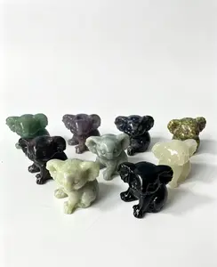 Crystalline carved pieces of koala bears made of different materials.（5cm）