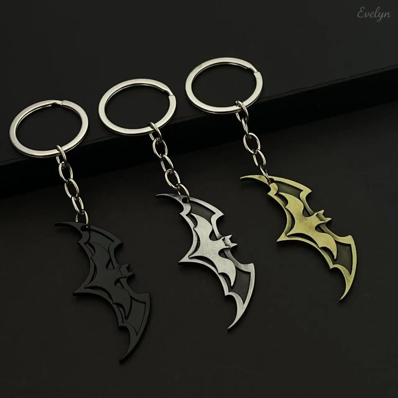 3-Piece Multi-Tone Bat Keychain Set, Layered Silhouette Metal Charm, Durable Keyrings for Halloween Parties & Everyday Use