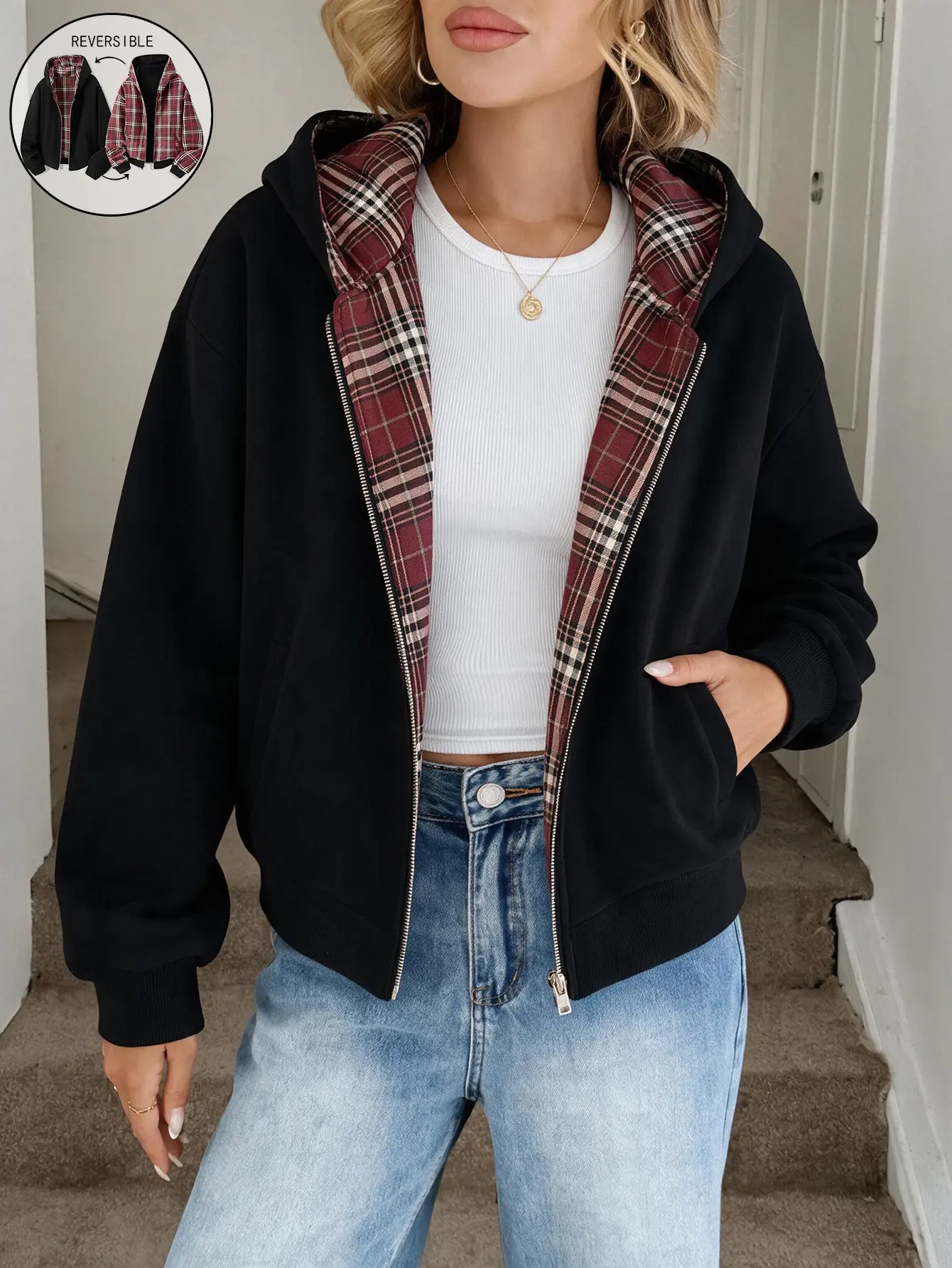 Women’s reversible loose, casual, comfortable hooded sweatshirt; unisex plaid trendy vintage jacket/cardigan. Fabric composition: 55% cotton, 45% polyester fiber.