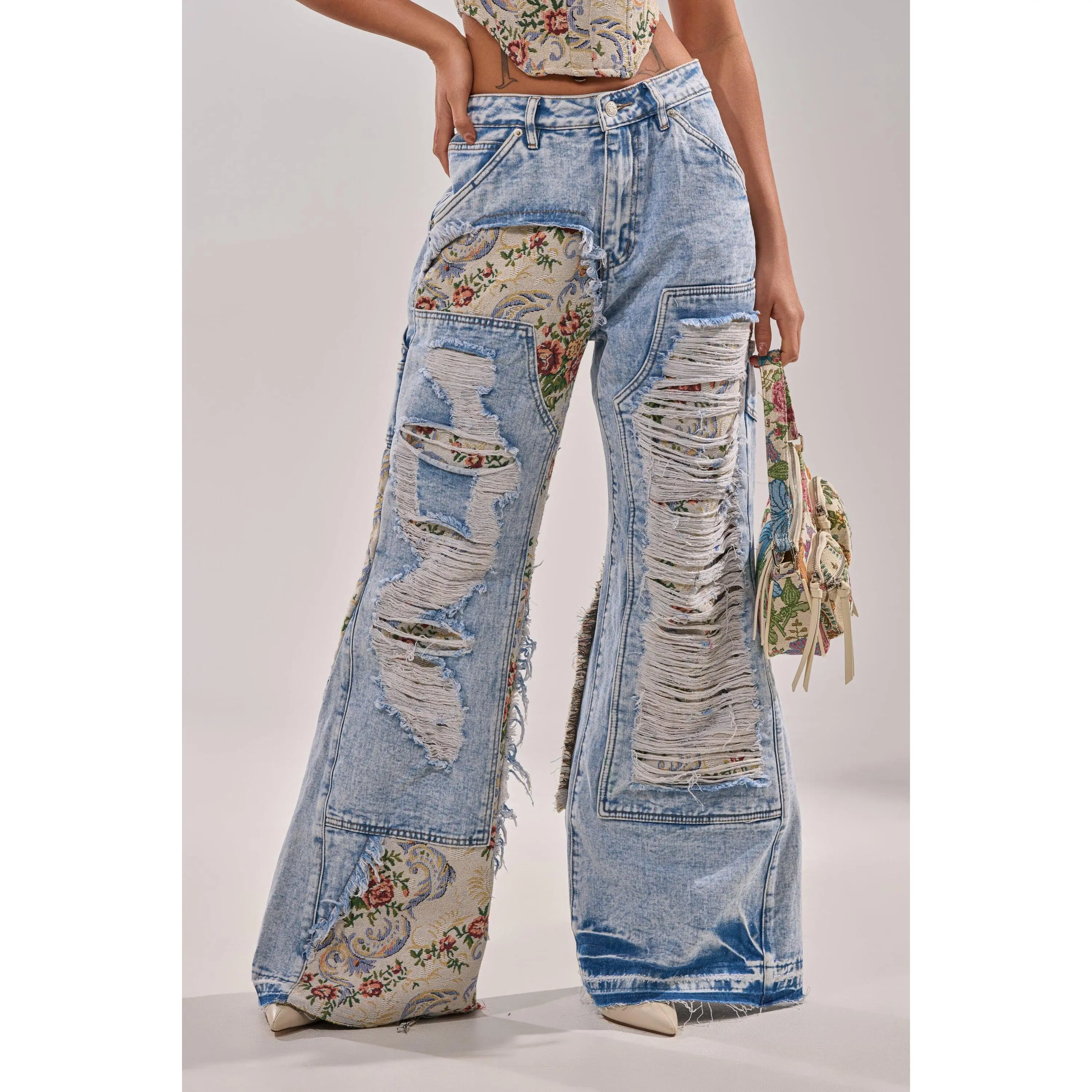 LANA DISTRESSED JEANS WITH JACQUARD DETAIL