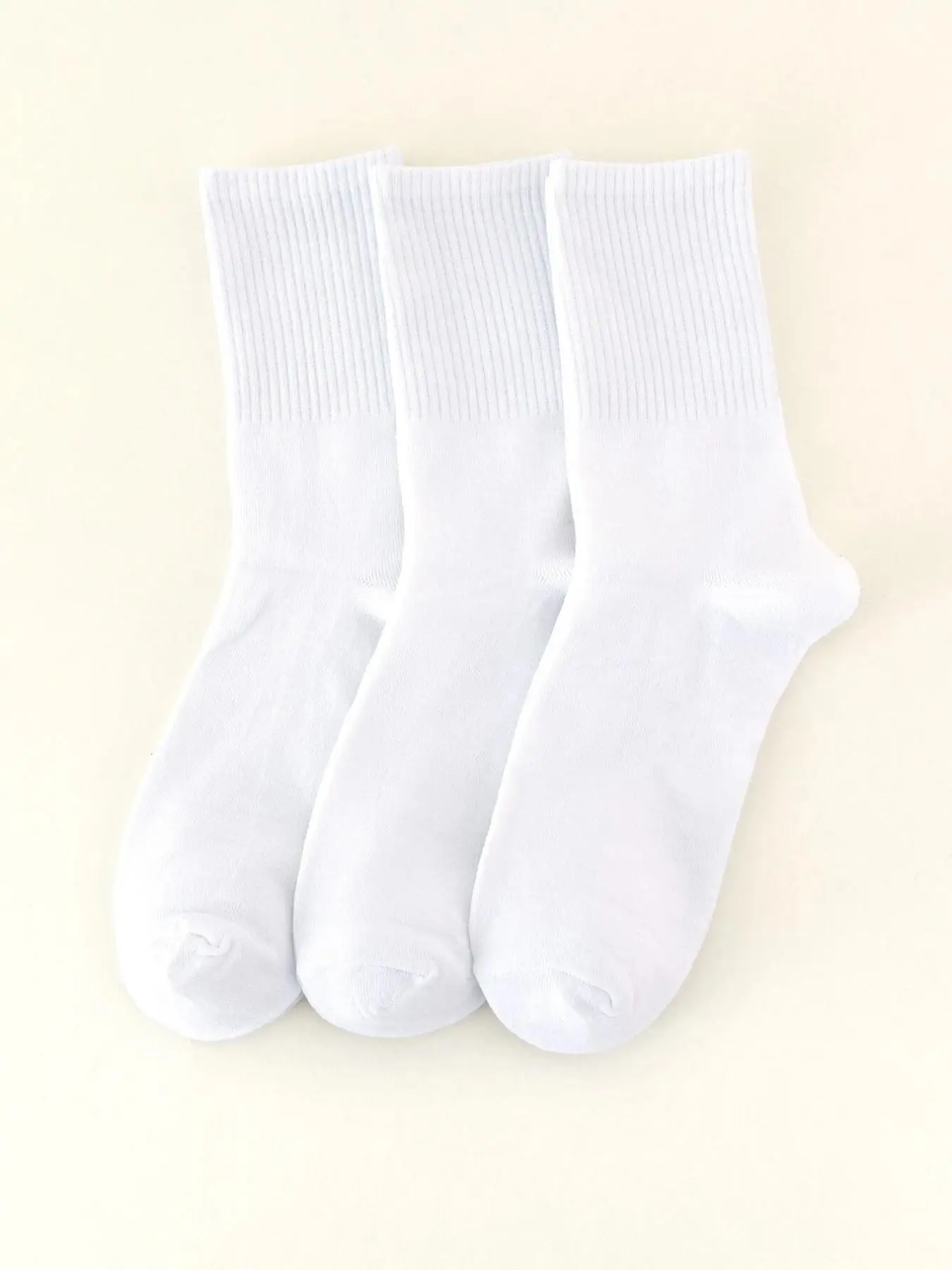 Men's Solid Mid-Calf Socks, Crew Socks, Sweat-Absorbing Anti-Odor Sports Socks, Casual Knit Socks for Daily Wear