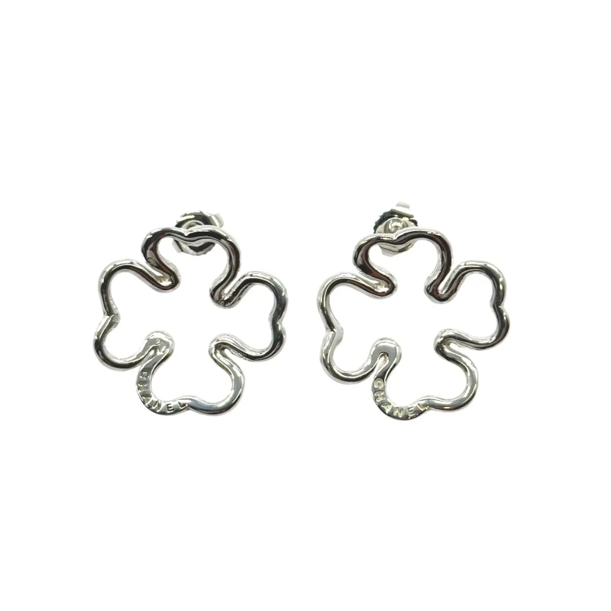 Pre-owned CHANEL Sterling Silver 925 (Ag925) Small Leather Goods Clover Silver Earrings