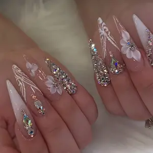 Hot-selling Wear a Foreign Trade Explosion Nail Art Finished Flower Flash Drill Europe and the United States Spice Fake Nails Detachable.