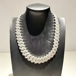 M2-9091 Bling Cuban Link Necklace Streetwear - Bold Design with Bling Accent for Trendy Outfits outdoorfun