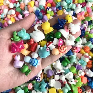 30pcs Random Small Resin Animal And Mushroom Decorative Statues, Colorful And Compact Decoration, Suitable For Fairy Gardens, Doll Houses, Aquariums, Landscapes, Country Gardens, Indoor And Outdoor Decoration, No Batteries Required, Christmas Gifts