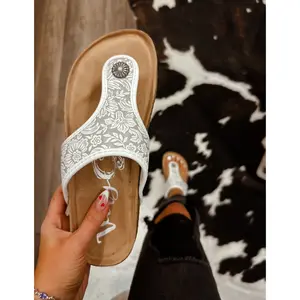 The Casanova Sandals- White