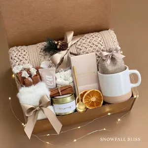 Hygge Gift, Custom In Description,  Holiday gift box, Christmas gift idea, warm gift, winter gift box, sending a hug, gift box for women, hygge gift, New Years gift idea