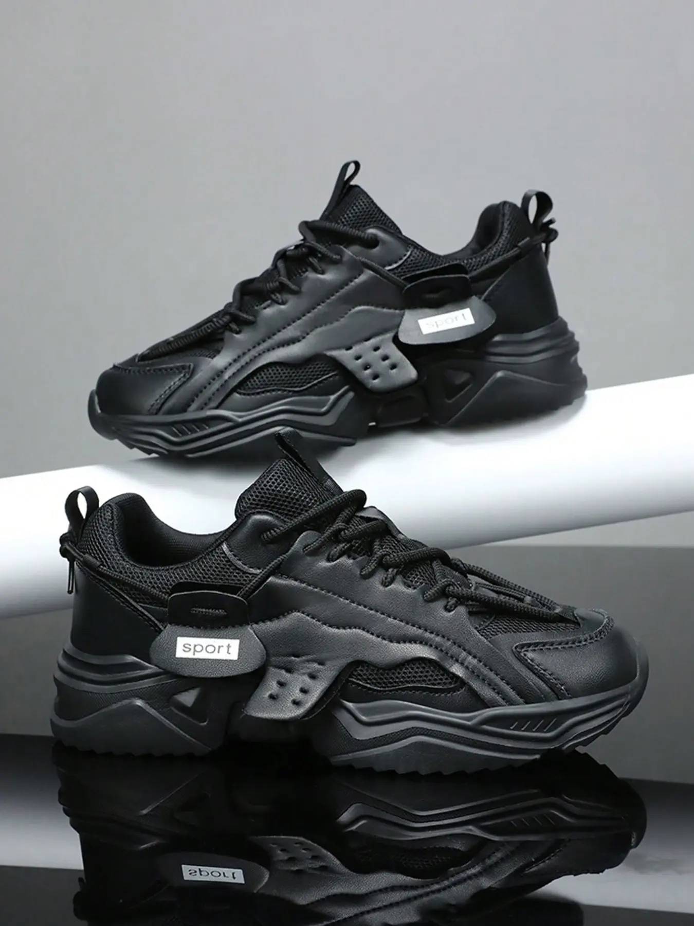 Trendy Men's Low-Top Sport Training Shoes, Workout Sneakers, Future-Style Armor Design with Cushioned Sole, Lightweight Comfort for Gym & Urban Exploration, Lightweight Athletic Shoes, Trendy Sports Shoes, Training Footwear