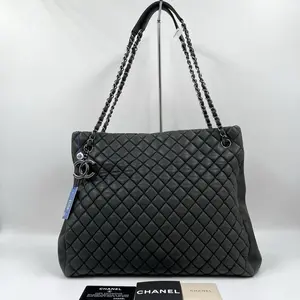 Pre-owned CHANEL Leather Tote Bags CALUXB Large New Bubble Quilt Tote