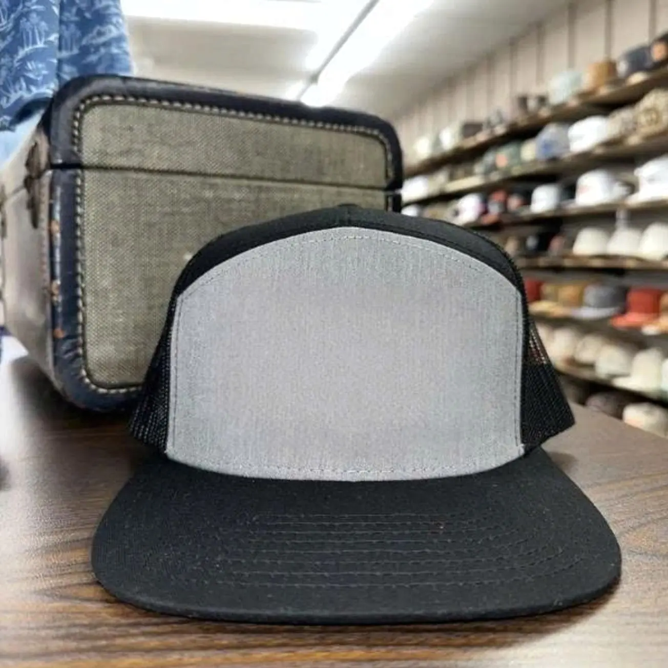 Grey/ Black
