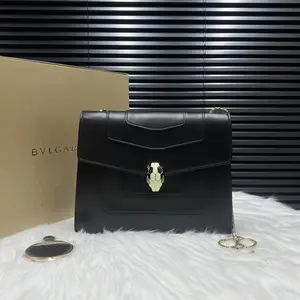 Pre-owned Bvlgari Leather Shoulder Bags 7.8'' R2069 Shoulder Bag C17415176961 1023 T4 Annie