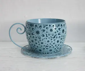 Rustic Iron Art Coffee Cup Flower Pot with Floral Openwork Design Lightweight Metal Indoor Outdoor Decorative Plant Pot for Succulents Herbs Balcony Garden Decor