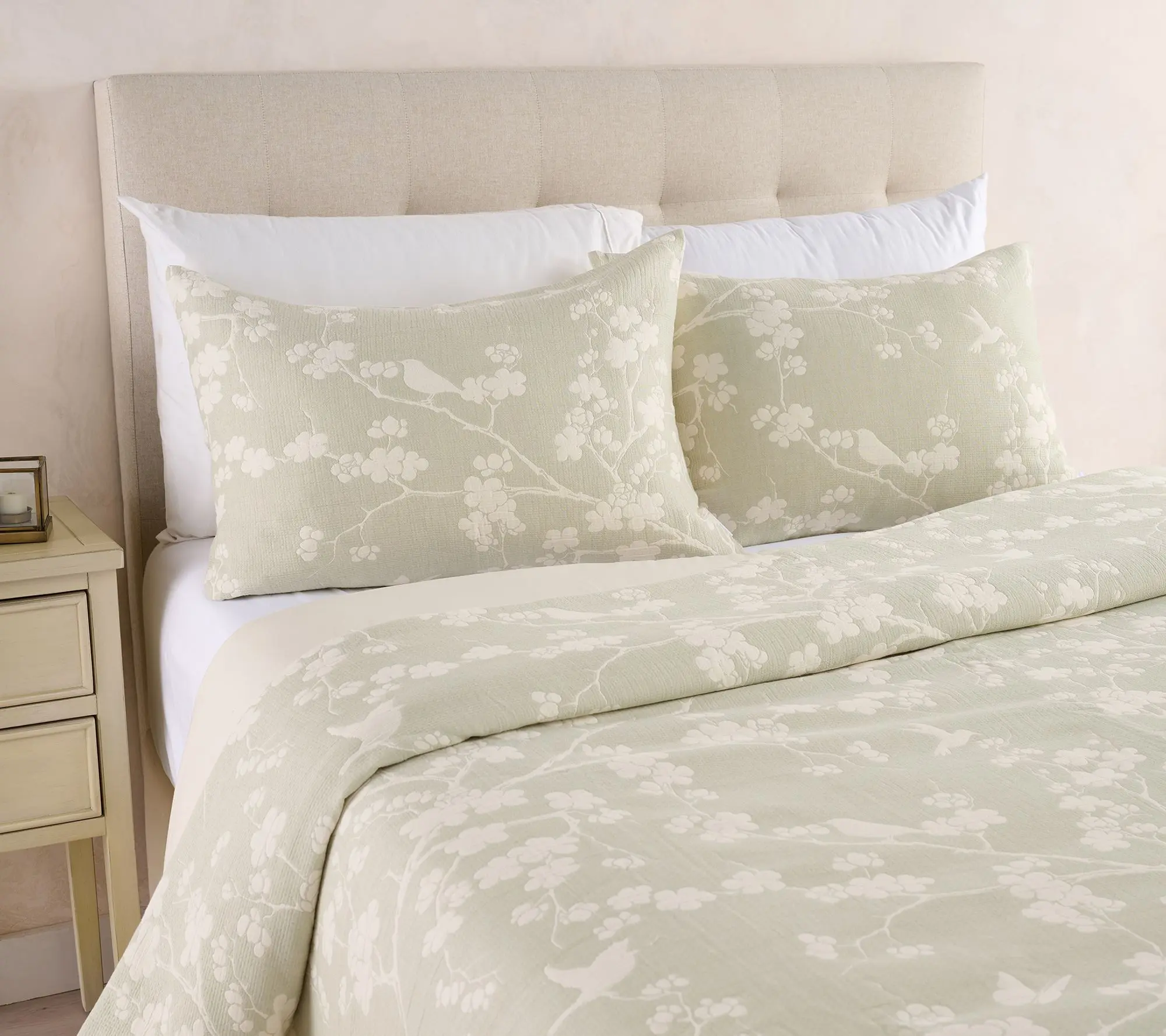 Northern Nights Cherry Blossom Jacquard Comforter & Sham Set- Twin