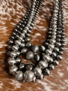 Alpha Luxe Western Bead Necklace
