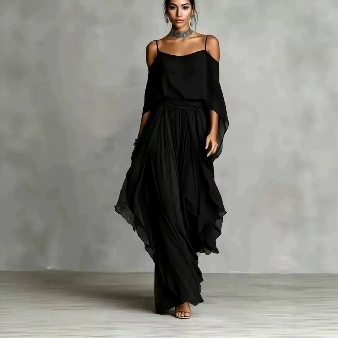 Women's Designer Flowy Maxi Dress Elegant Lightweight Long Dress Vacation Style Party Wear Tea Break Dress