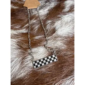 Checkered Pendant Bar Necklace - Blk/Wht